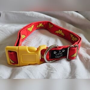 Wonder Woman Dog Collar L
